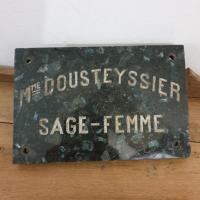 3 plaque sage femme