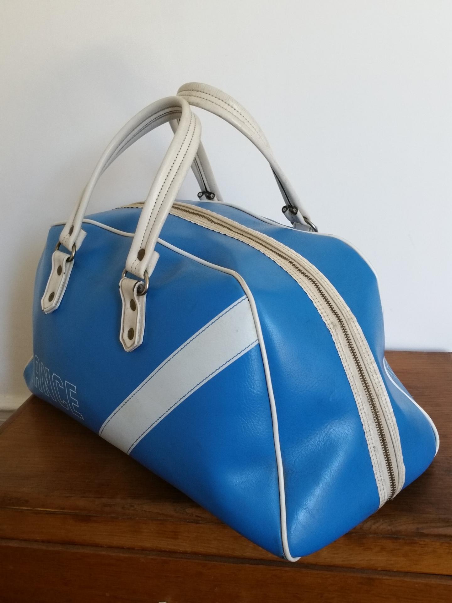 3 sac de sport bleu