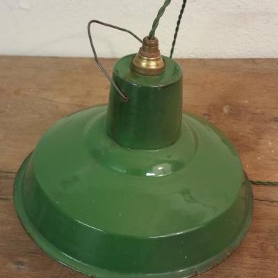 3 suspension emaillee verte avec crochet