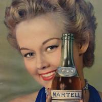 4 carton pub martell 2