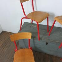 4 chaises d ecole rouge lot a