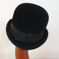 4 chapeau cloche noir