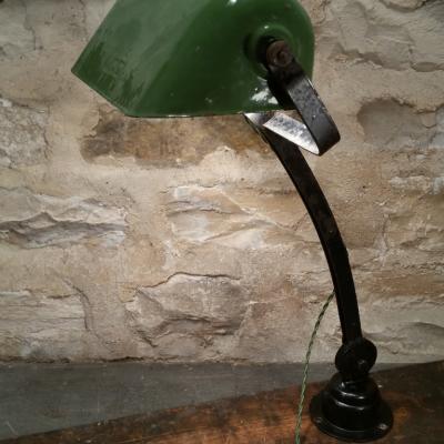 4 lampe nam