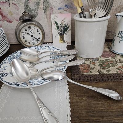 6 Cuillères à soupe