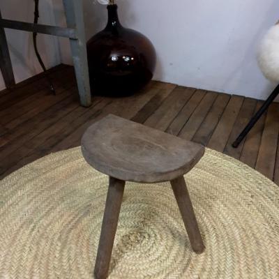 4 tabouret tripode