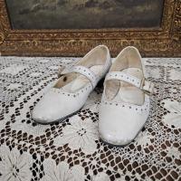 5 chaussures blanche fillette