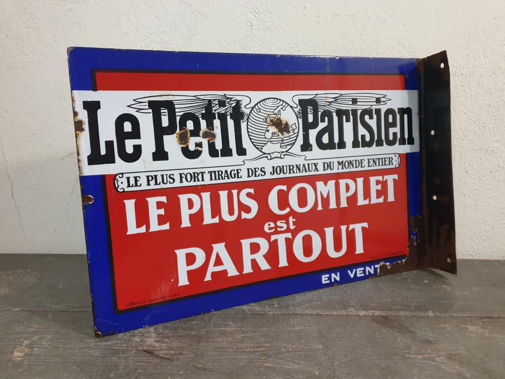5 plaque emaillee le petit parisien 1