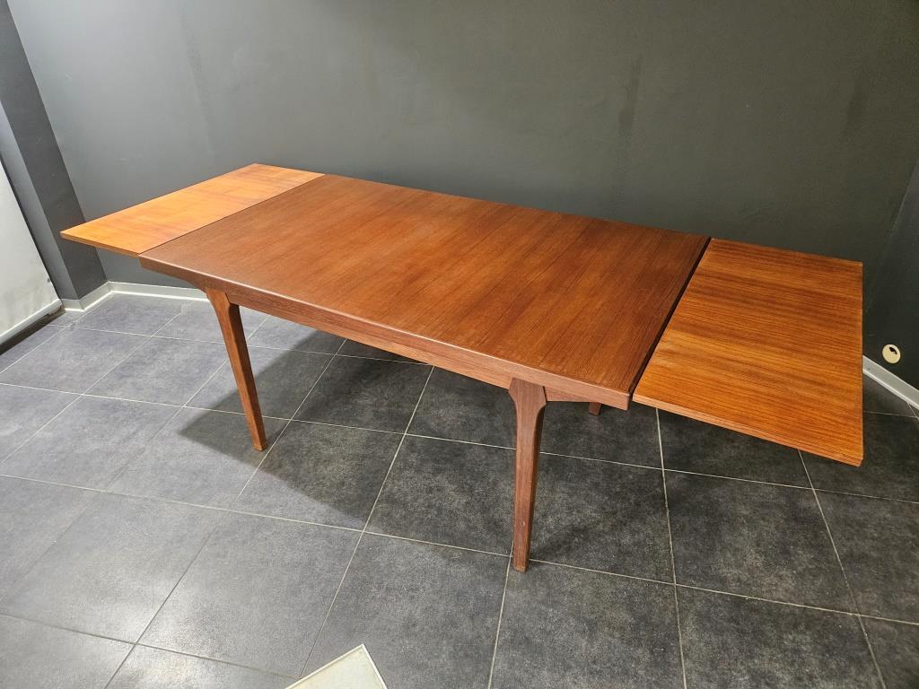 5 table scandinave 2