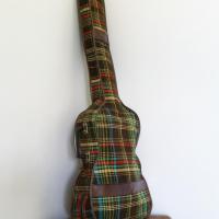 6 housse de guitare tissu ecossais