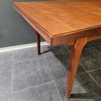 7 table scandinave 2