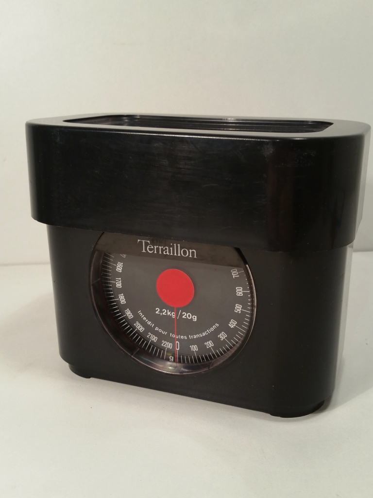8 balance terraillon noire