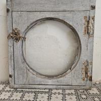 8 fenetre ronde
