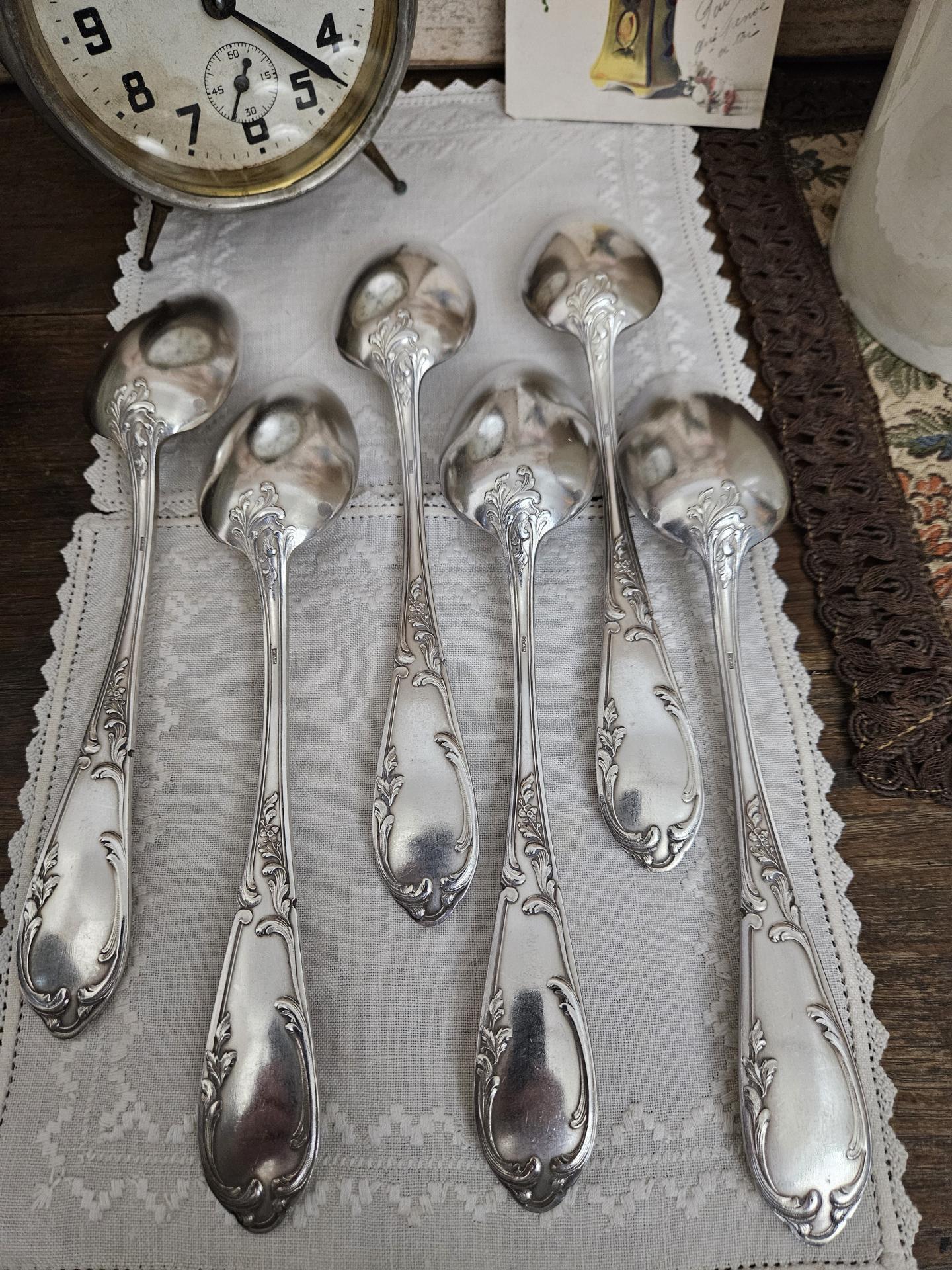 Série de 12 cuillères de table en métal argenté SFAM Série de 12 cuillères de table en métal argenté SFAM