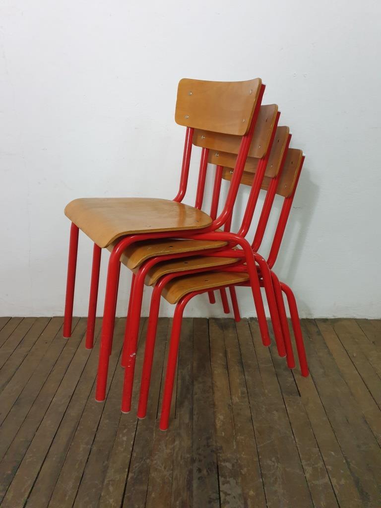 9 chaises d ecole rouge lot b