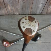 9 club de golf en bois