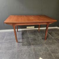 9 table scandinave 1