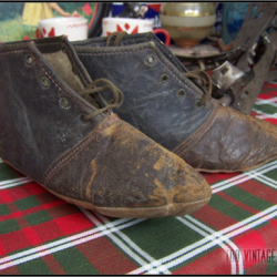 Chaussons anciens