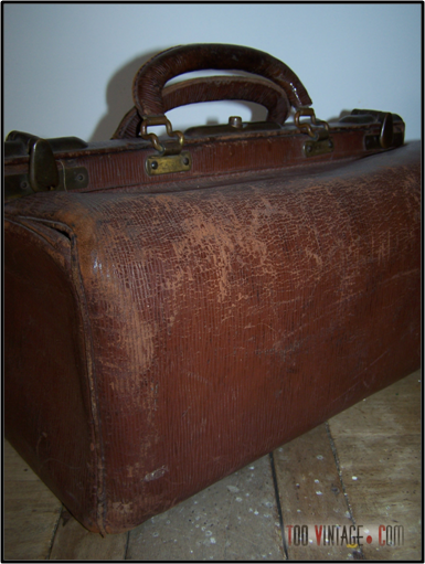 mallette medecin vintage